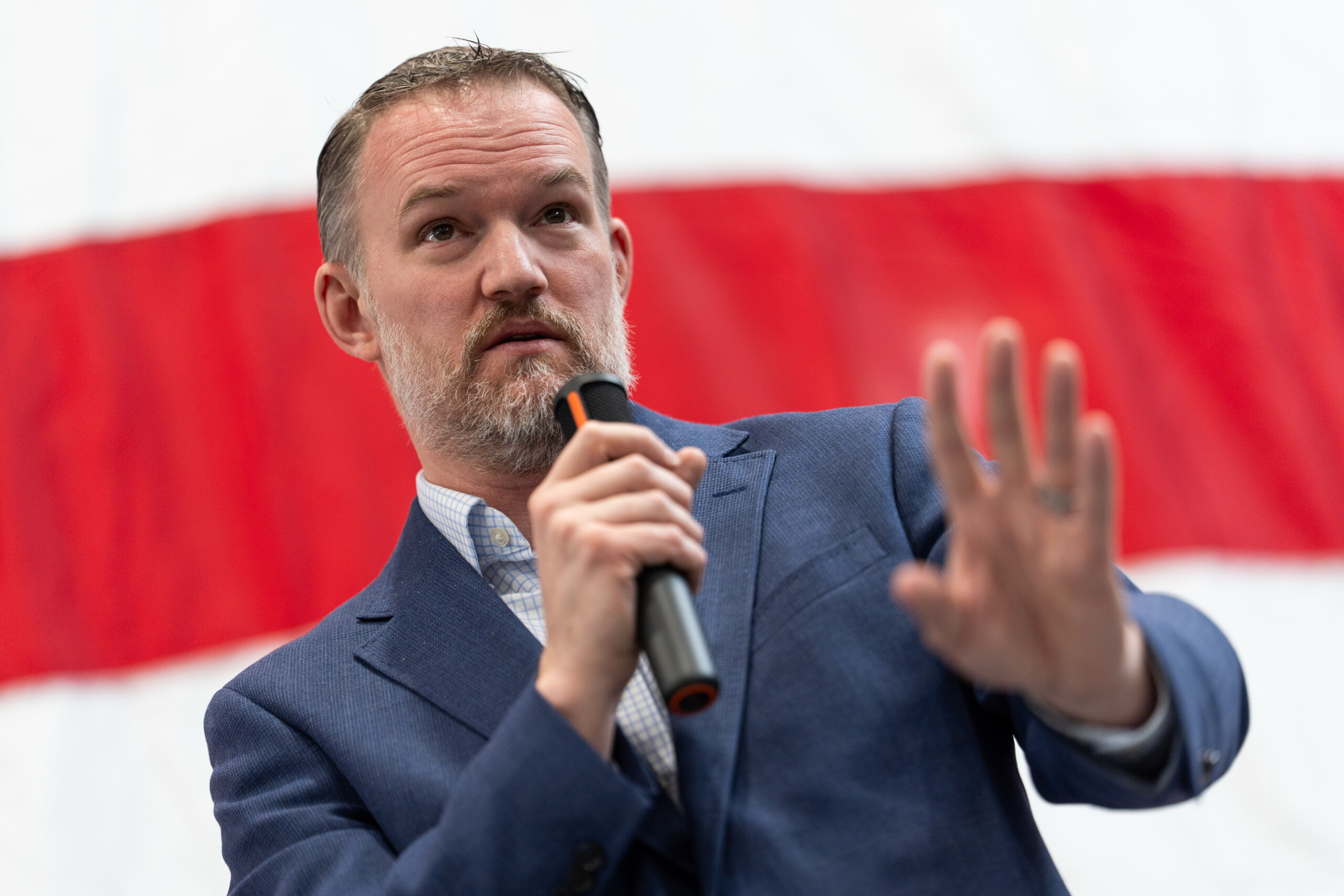 Droits de douane : les États-Unis s’orientent vers des tarifs de 10 % pour les partenaires important des biens produits par le travail forcé 1 droits de douane les etats unis sorientent vers des tarifs de 10 pour les partenaires important des biens produits par le travail force scaled