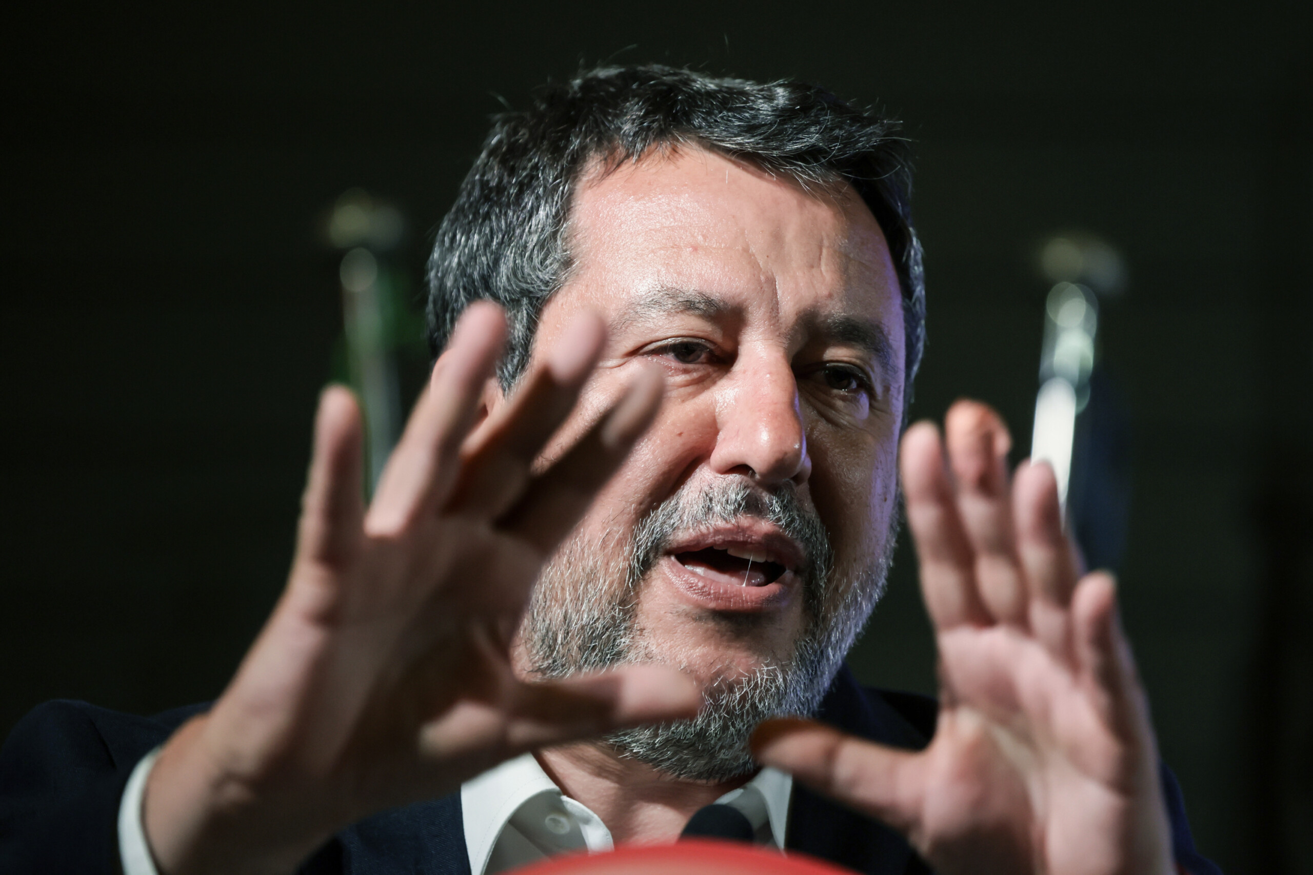 mafia salvini le classement sans suite de laffaire berlusconi montre quune certaine partie de la gauche est animee par la haine scaled
