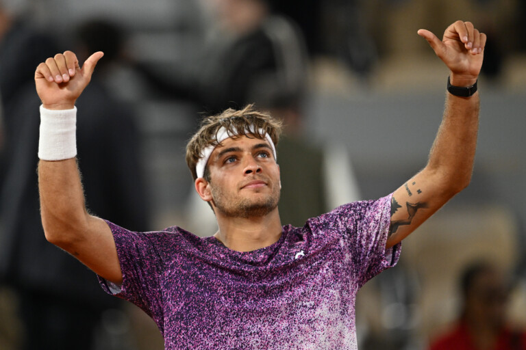 roland garros cobolli jai failli pleurer pour arnaldi mais je suis heureux detre en finale