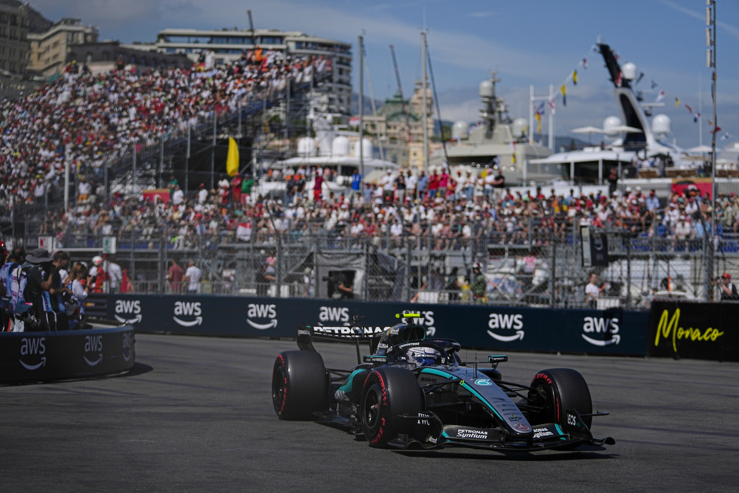 f1 gp de monaco kimi antonelli en pole position ferrari en deuxieme ligne scaled