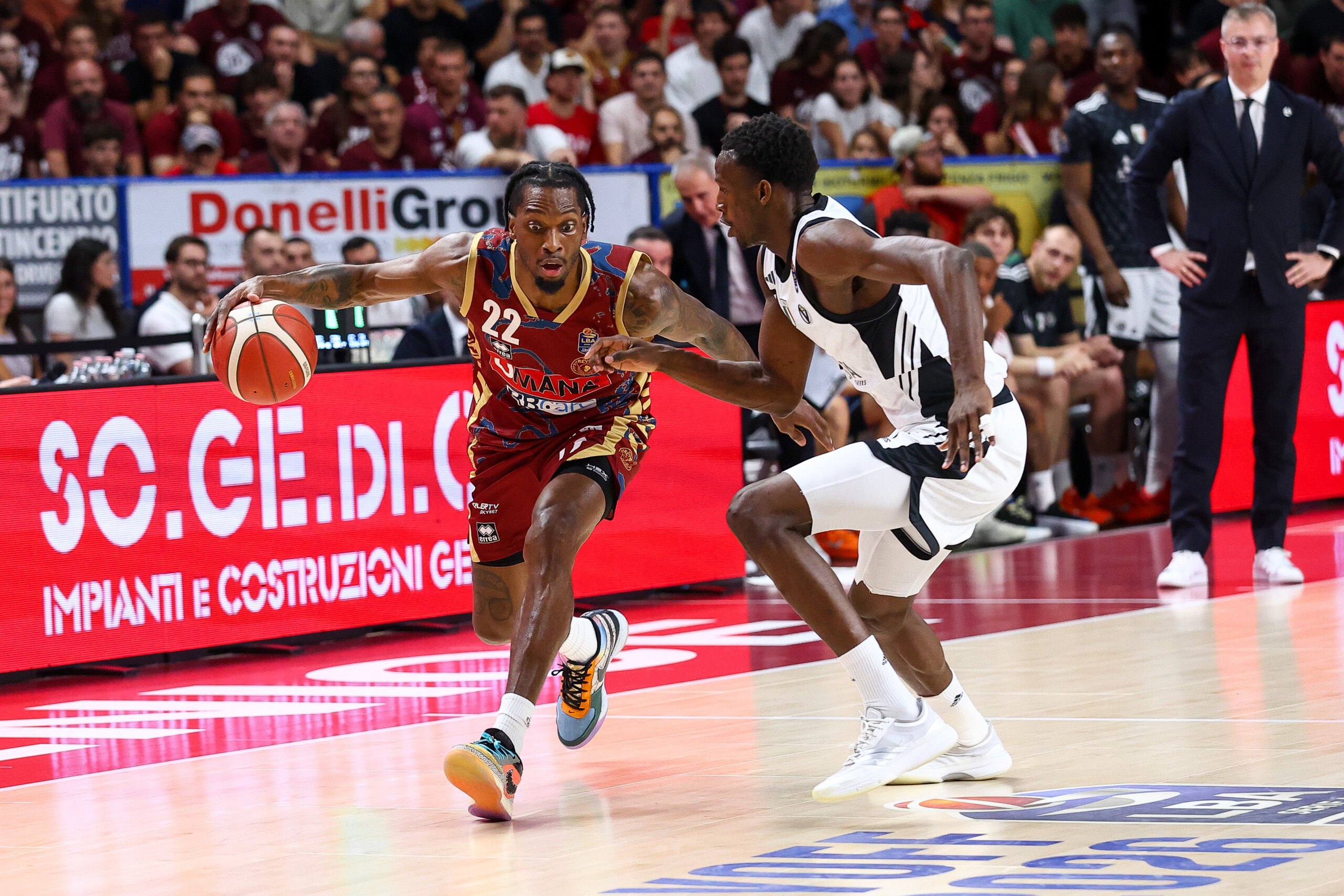 Basket : Venise bat Virtus Bologne, la finale du championnat se jouera contre Milan 1 basket venise bat virtus bologne la finale du championnat se jouera contre milan scaled