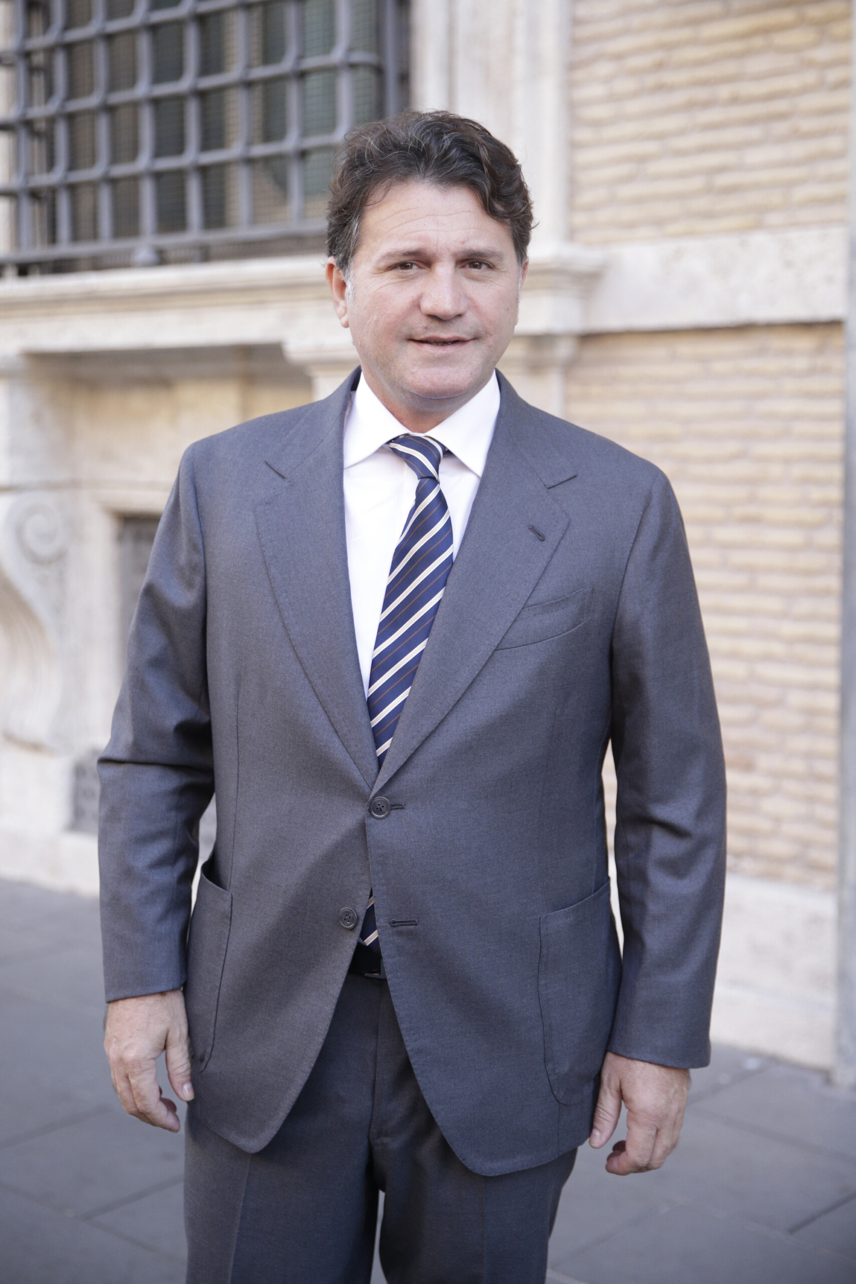 Affaire Silvestro, sénateur : « Mes paroles étaient erronées, je demande pardon si j’ai blessé des sensibilités » 1 affaire silvestro senateur mes paroles etaient erronees je demande pardon si jai blesse des sensibilites scaled