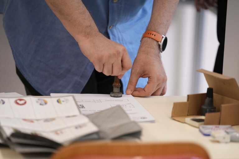elections municipales bureaux de vote ouverts jusqua 15h participation au second tour a 3979