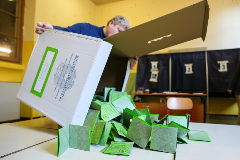 elections municipales taux de participation definitif au second tour de 5207 soit une baisse de 84 par rapport au premier tour