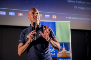 espace la nasa annonce lequipage dartemis iii luca parmitano sera le pilote