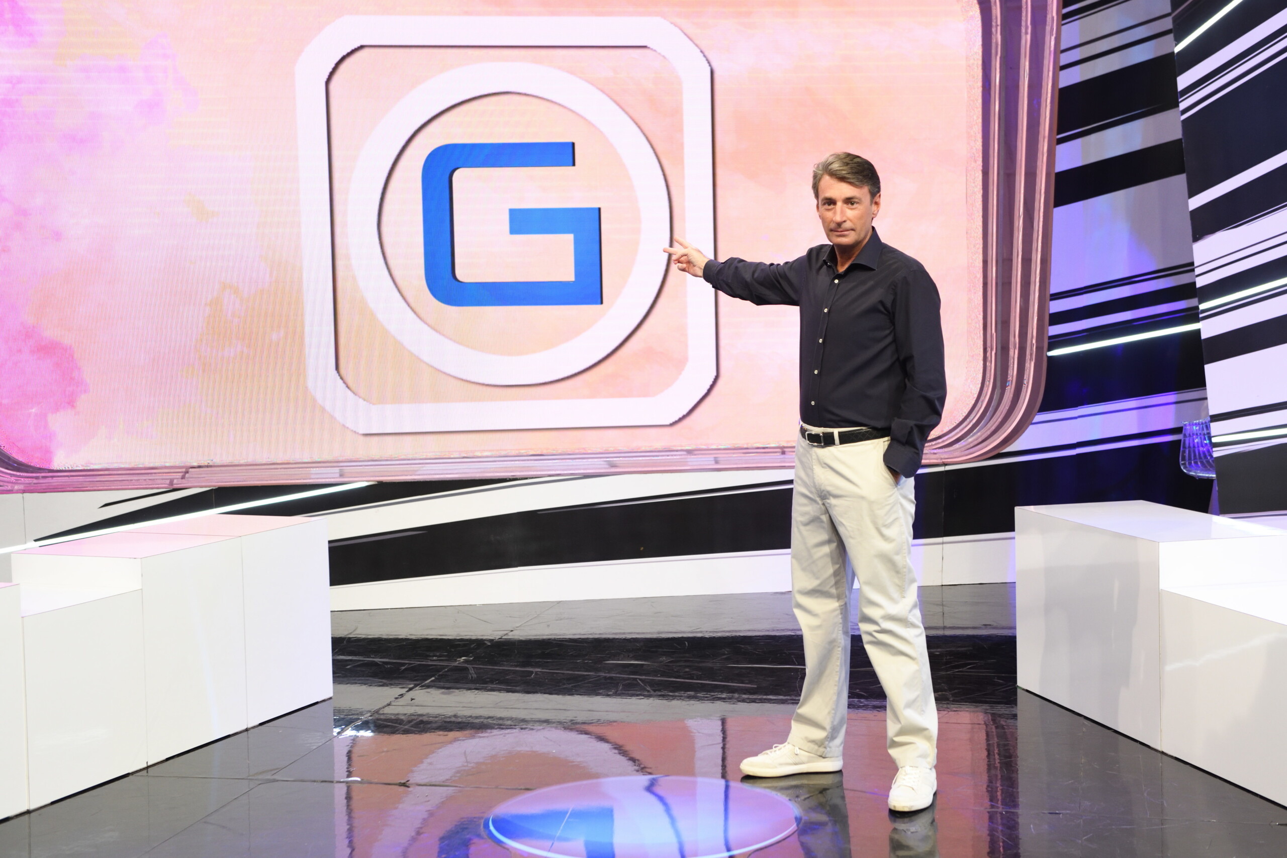 Télévision, Mediaset annonce : « Infante sera à la tête de la direction de l’information » 1 television mediaset annonce infante sera a la tete de la direction de linformation scaled