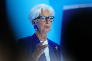 bce lagarde une decision unanime et sans reserve concernant la hausse des taux