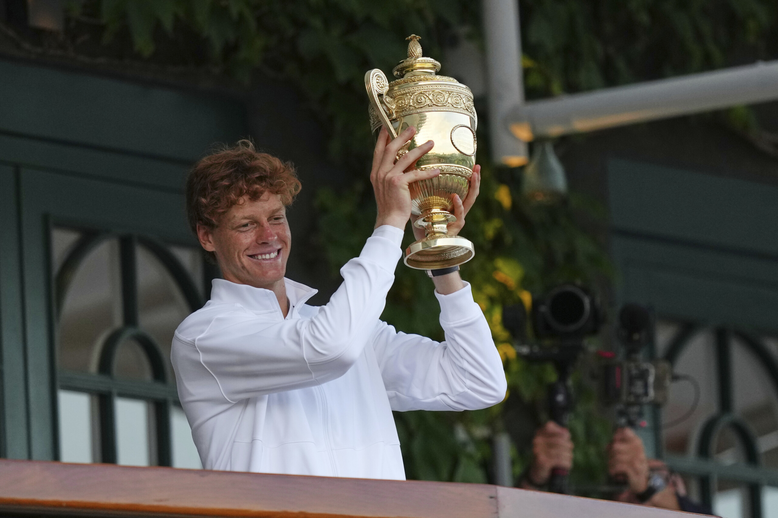 Wimbledon : une cagnotte record, plus de 4 millions d'euros pour les vainqueurs 1 wimbledon une cagnotte record plus de 4 millions deuros pour les vainqueurs scaled