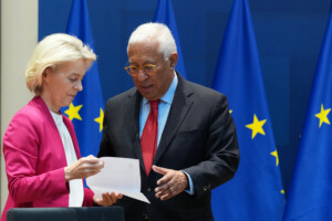 ukraine lancement lundi du premier volet des negociations dadhesion a lue la moldavie egalement concernee