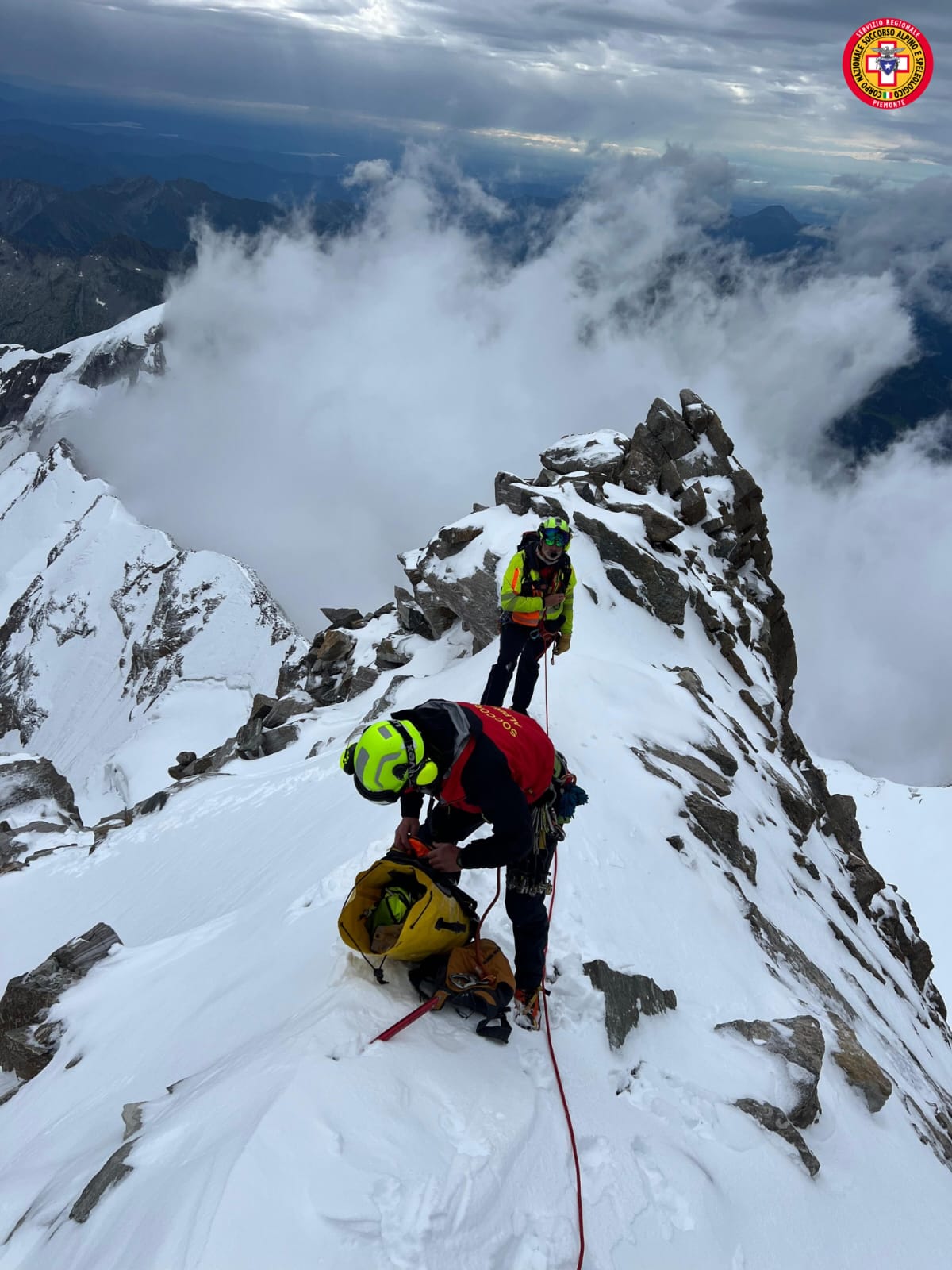 Deux alpinistes ont trouvé la mort sur le mont Pasubio : leur troisième compagnon de cordée a été sauvé 1 deux alpinistes ont trouve la mort sur le mont pasubio leur troisieme compagnon de cordee a ete sauve