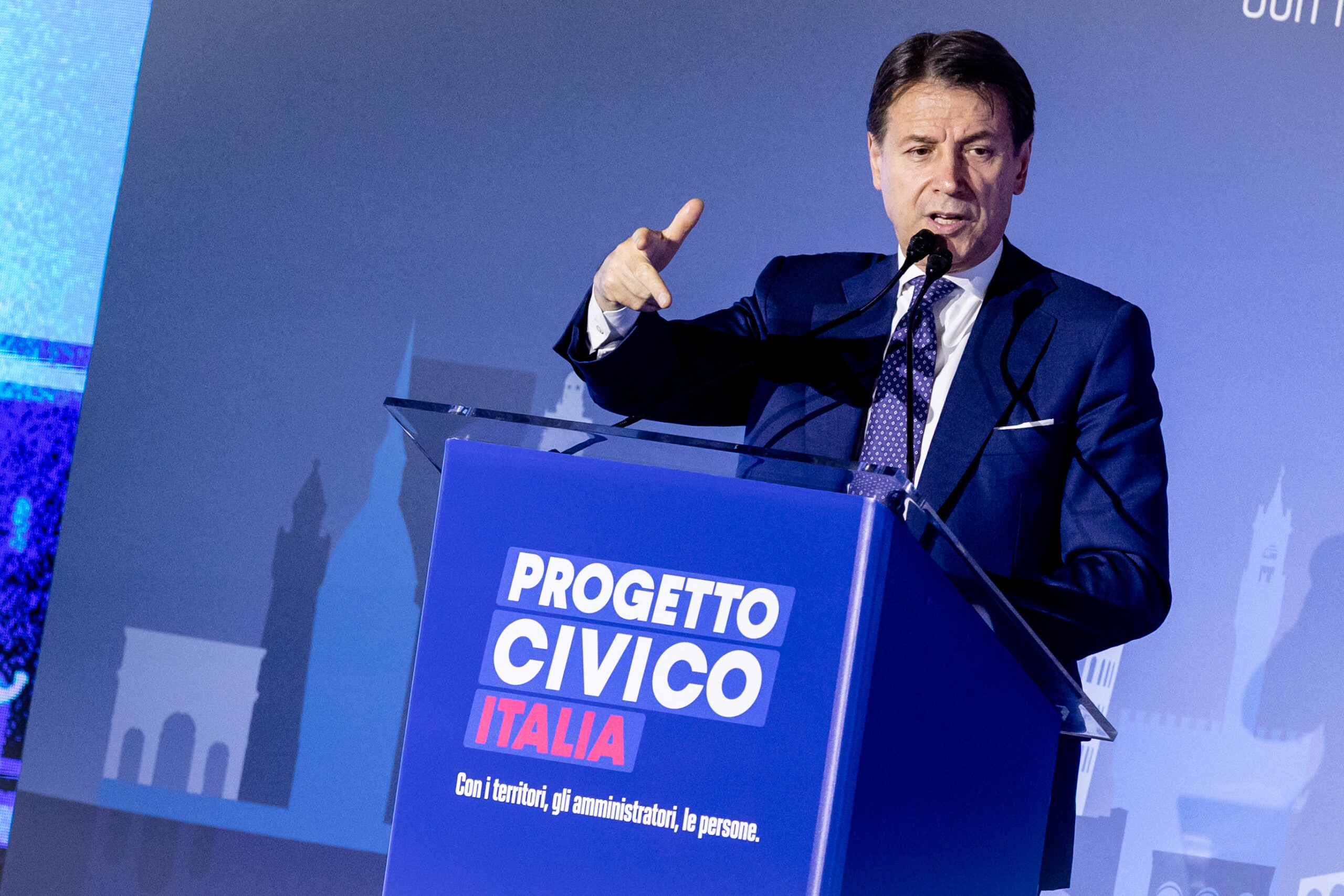 M5S, Conte : « Aucune chance que Grillo récupère le symbole » 1 m5s conte aucune chance que grillo recupere le symbole scaled