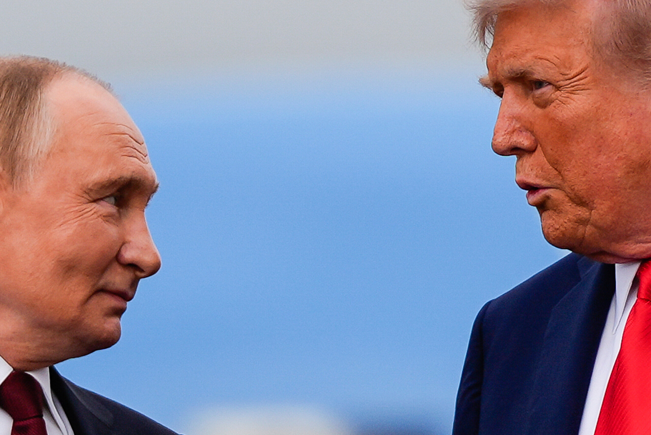 Ukraine, Kremlin : « Trump a réaffirmé à Poutine la nécessité de mettre fin à la guerre » 1 ukraine kremlin trump a reaffirme a poutine la necessite de mettre fin a la guerre scaled